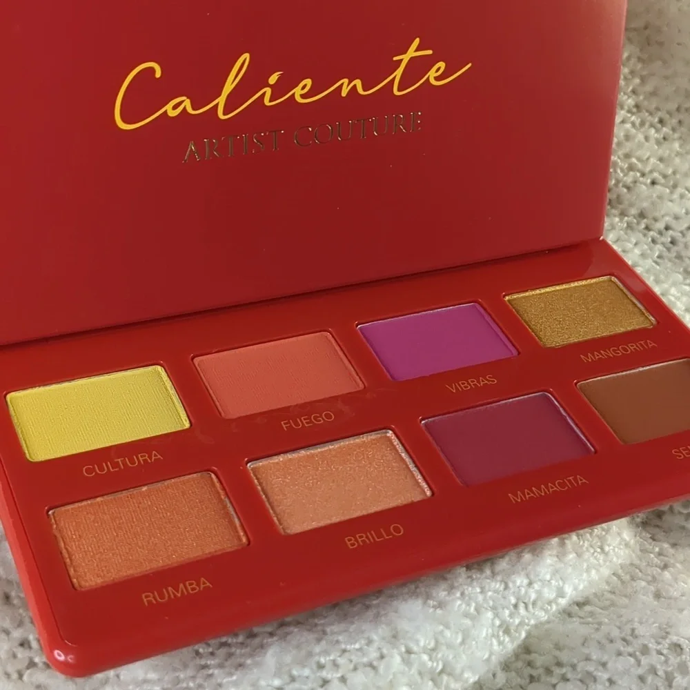 ARTIST COUTURE Caliente Palette, 7.5g/0.20oz